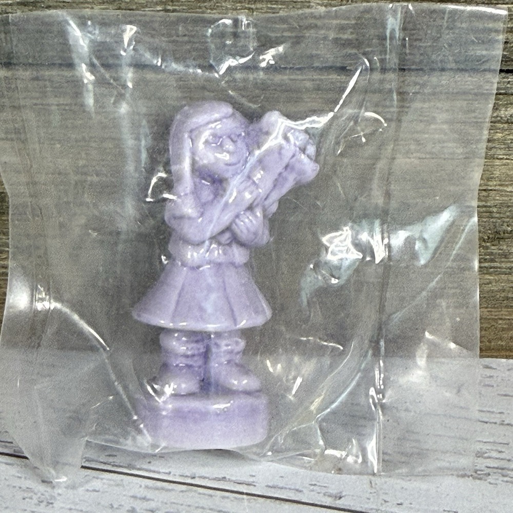 Wade Whimsie Red Rose Tea Figurine Girl Flowers May Calendar Series Mothers Day